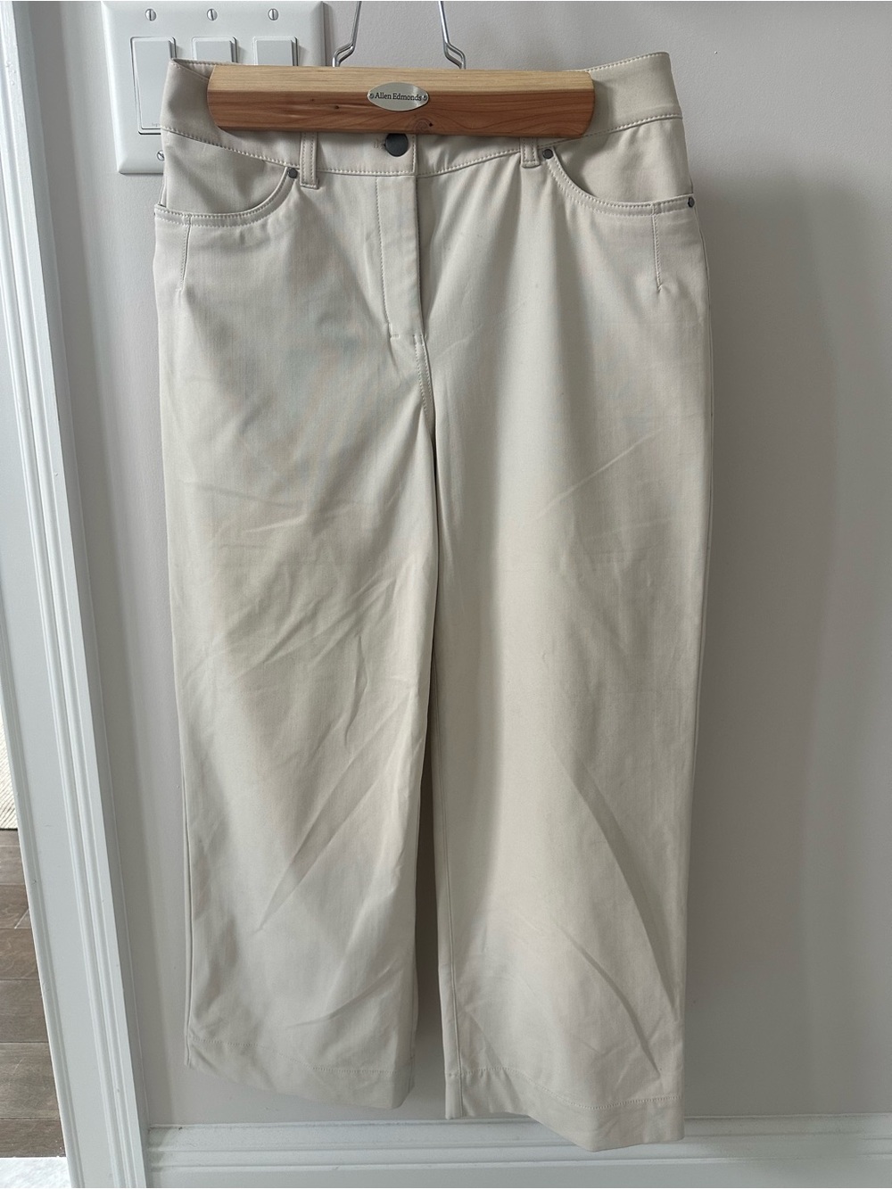 Lululemon City Sleek 5 Pocket Wide Leg High Rise 7/8 Length